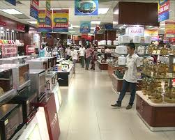 Empresas minoristas de Vietnam toman iniciativas para superar momentos difíciles